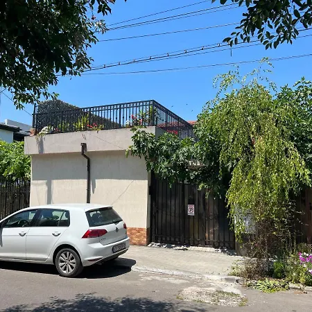 Πανσιόν Black Sea House 3*