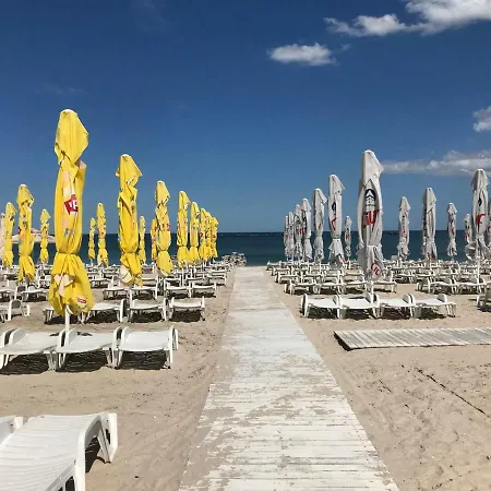 Πανσιόν Black Sea House 3*