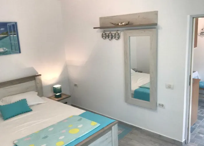 ゲストハウス Black Sea House 3*